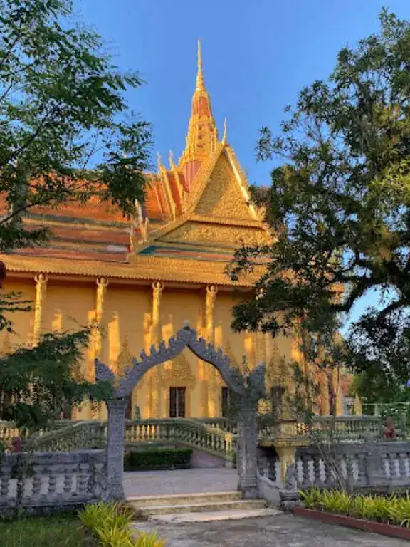 Wat Traeuy Kaoh