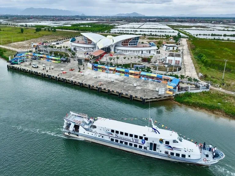 International Tourism Port